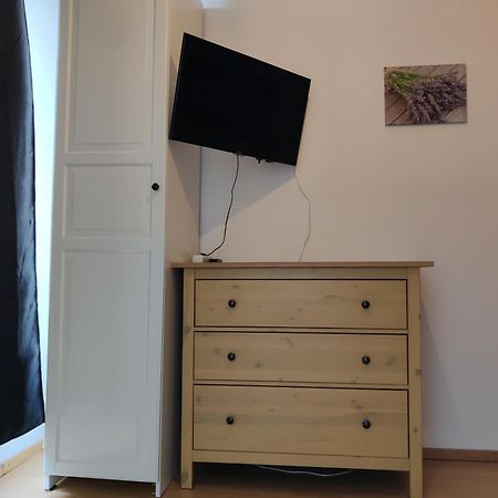 וינה Nice Apartment מראה חיצוני תמונה