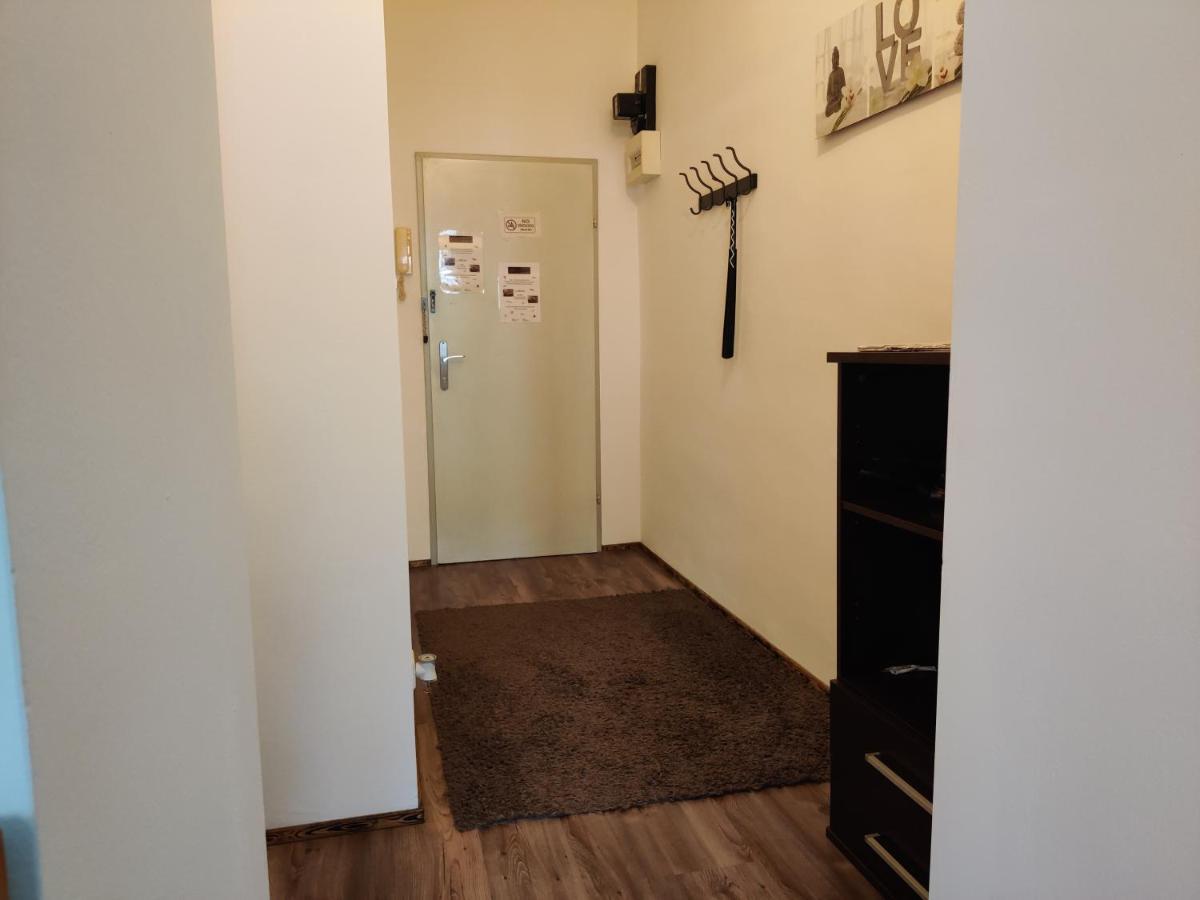 וינה Nice Apartment מראה חיצוני תמונה